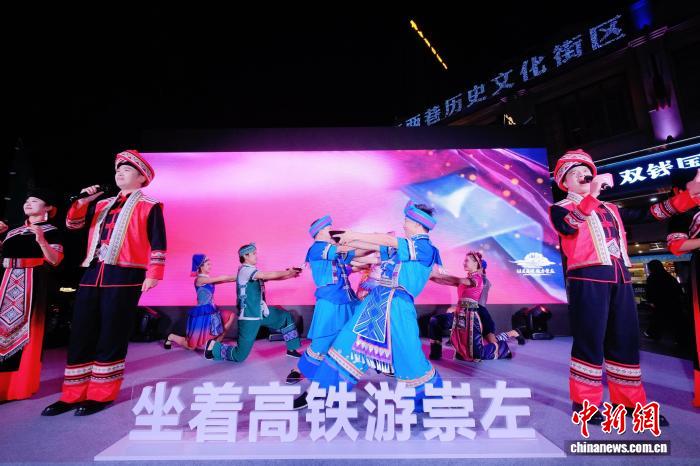 崇凭高铁即将通车 多项优惠向游客发出邀约